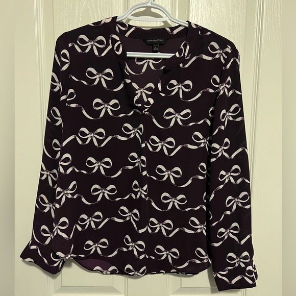 Banana Republic Burgandy Ribbon Print Blouse - Small (Petite) - Picture 1 of 3
